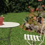 Apartamento Homely 2bd In Dassia *