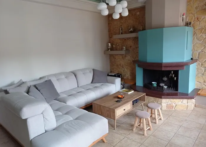 Διαμέρισμα Homely 2bd In Dassia