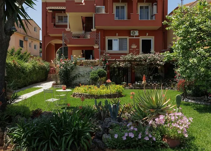 Homely 2bd In Dassia