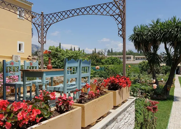 Homely 2bd In Dassia דירה Kato Korakiana