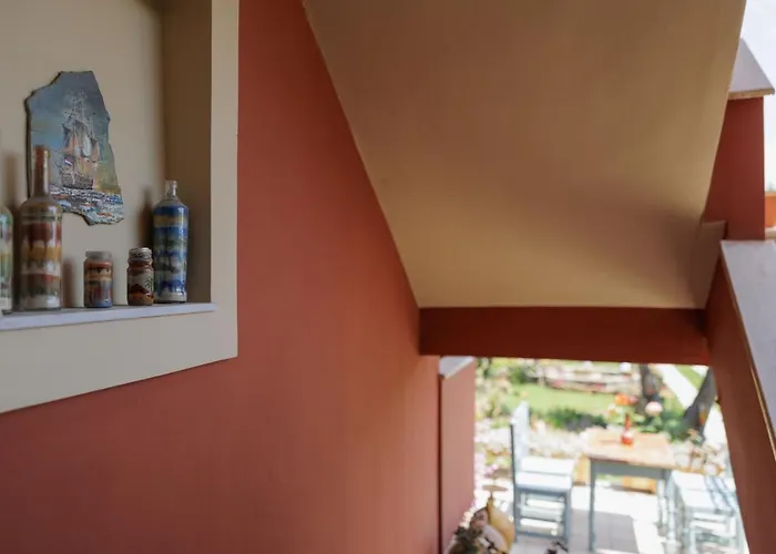 Homely 2bd In Dassia Κάτω Κορακιάνα